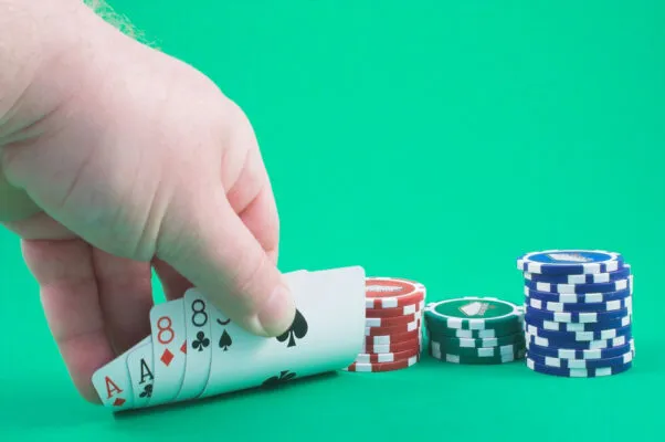 Tải Sunwin – Phân Biệt Xì Tố Và Poker Dễ Dàng, Đơn Giản 1
